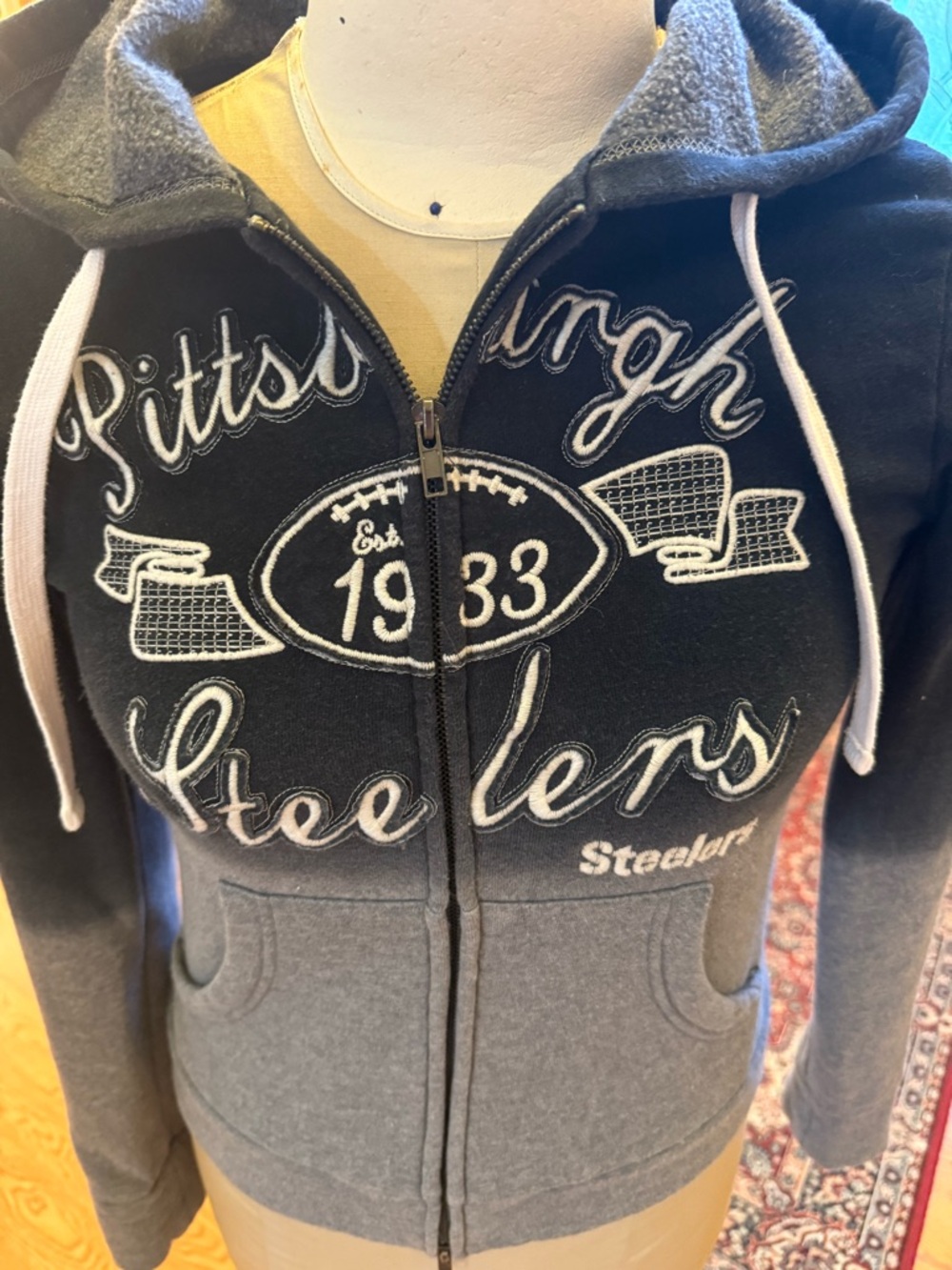 Touch by Alyssa Milano 2 piece Pittsburgh Steelers ombré small and xs